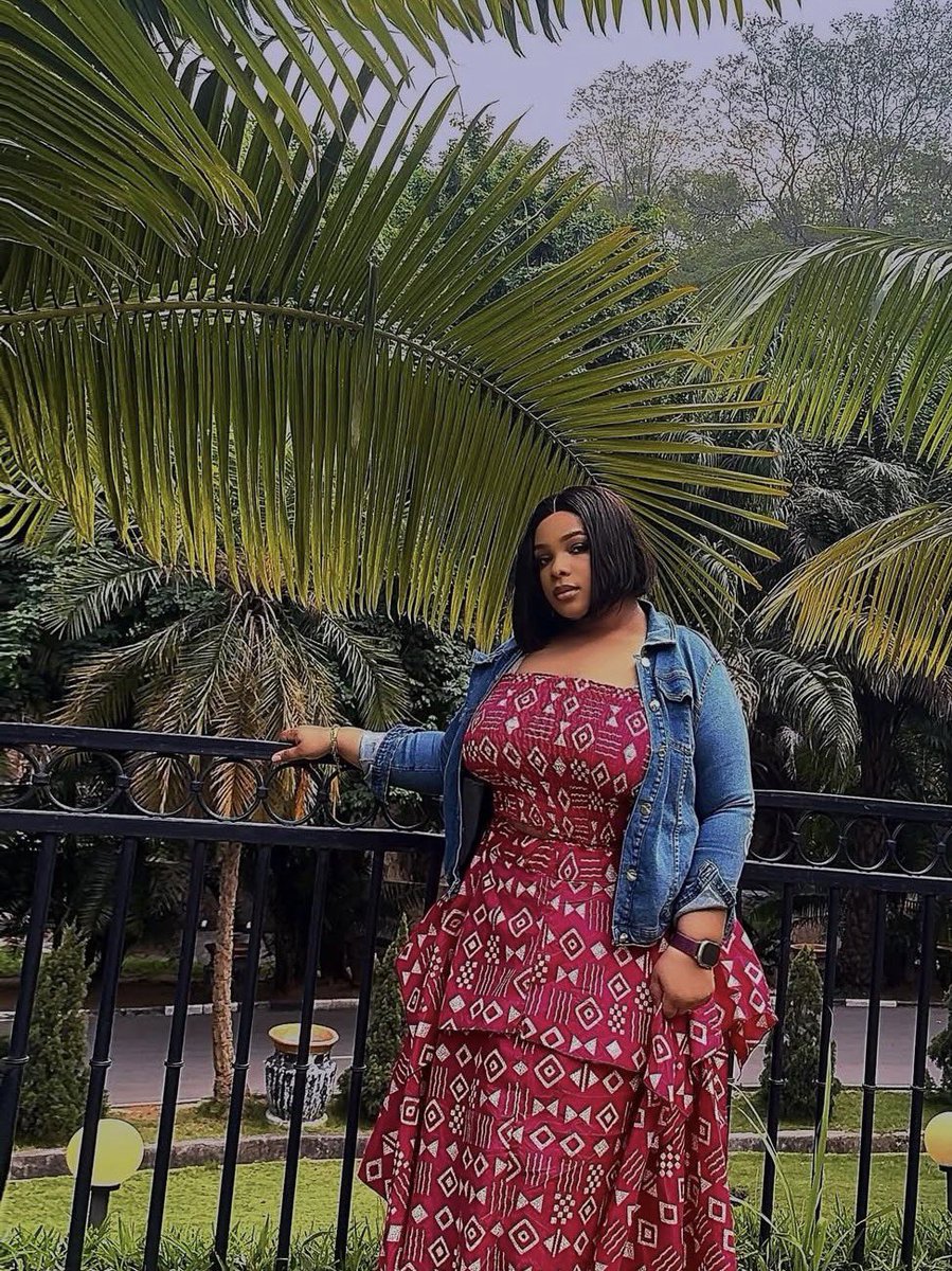 yay_tunes's tweet photo. Customer review . Rocking our two piece handkerchief set 
Cc @Yaytunesapparel https://t.co/qQT7axAvez