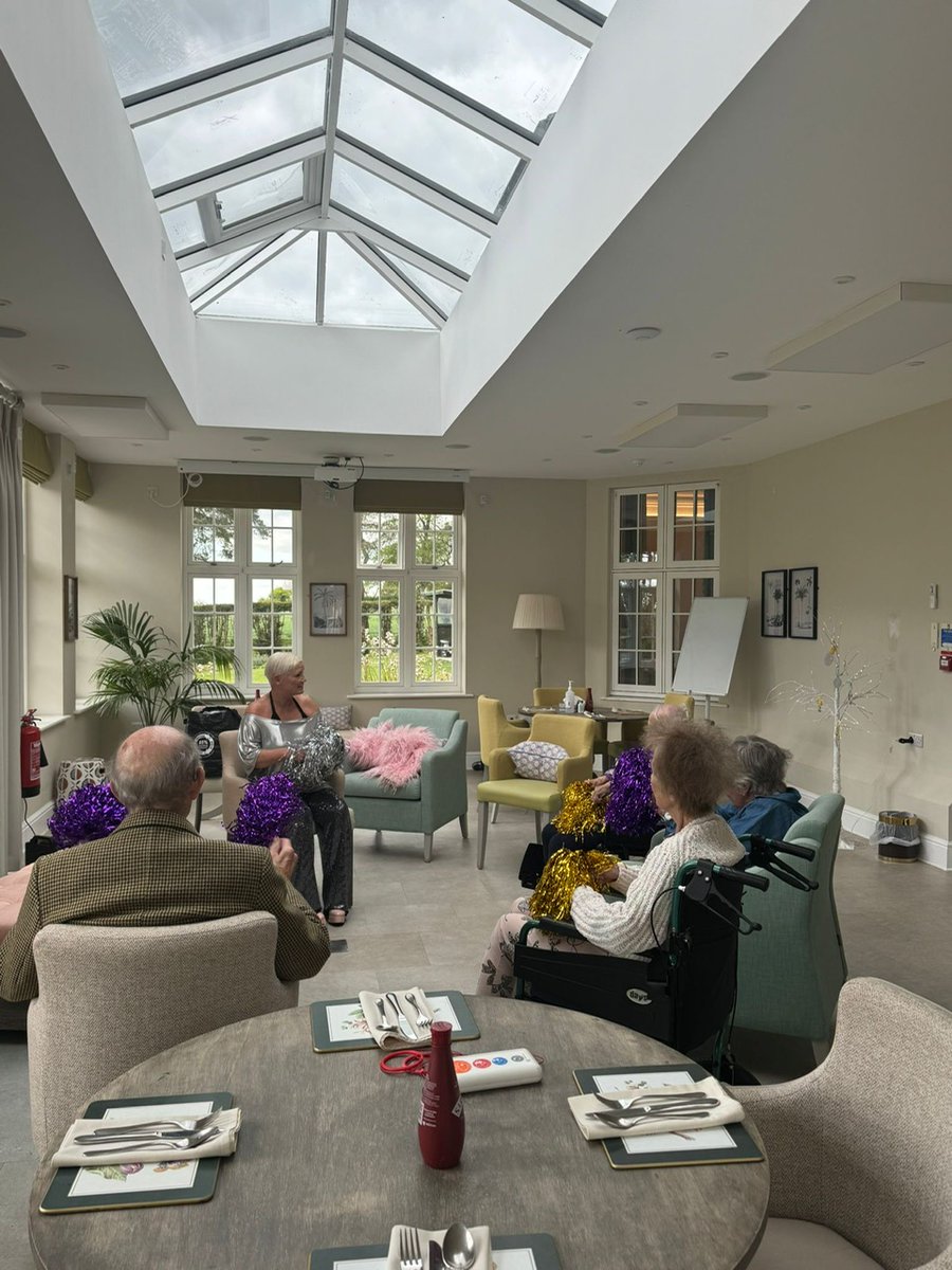 elliscombe's tweet photo. The residents enjoyed a dance class from Tina 'The Pom-Pom Lady' who ended her session with a beautiful performance with wings. We look forward to welcoming her back next month when she will have a new dance performance &amp; props for us to enjoy. #carehome #nursinghome #respitecare https://t.co/xlic50vAh2