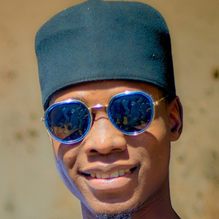 KhamalDauda's tweet photo. #NewProfilePic https://t.co/zQ8tXFZrg6