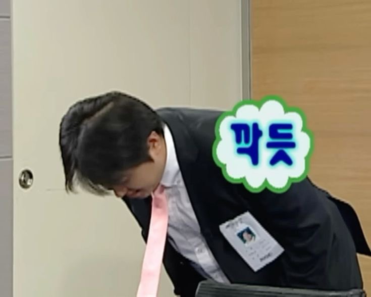 0011_mystar's tweet photo. 영원히 까먹을뻔한 5월 트친소 !!!!
책 커피 카페 서점 도서관 술... 좋아해요🫶🏻
잘 부탁드려요 ♡ 흔적 남겨주시면 찾아갈게요 !!!!🫡
 #블루레이디트친소 #블루레이디 #블루레이디_트친소 #독서계트친소 #독서계_트친소 https://t.co/bKrjzVXBlX