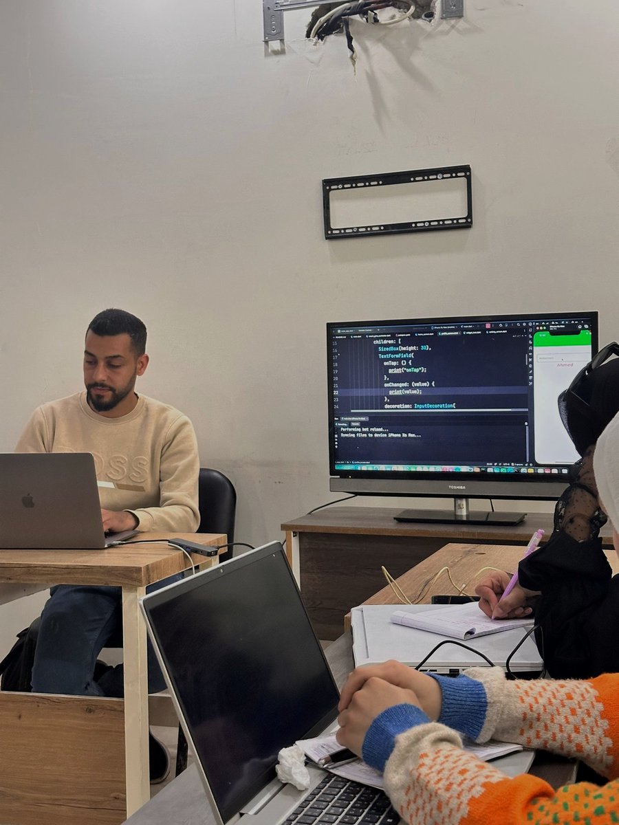Palestinian Center for Information & Technology tweet media