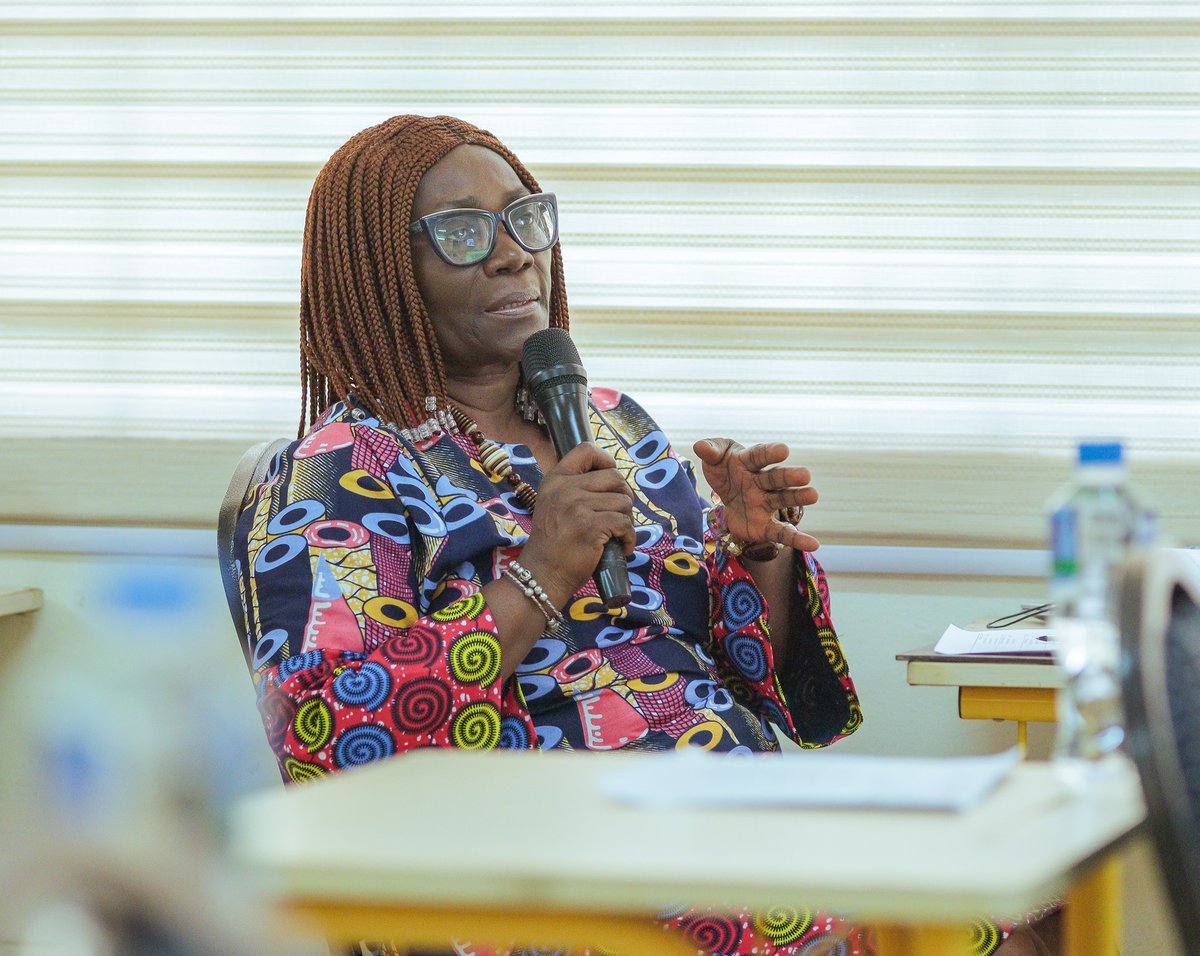 ISSERUG's tweet photo. Pleased to share photos from day 1 of ISSERโs Devt Training Workshop where our MA students present their thesis proposals to faculty, opening their work to critique, feedback, & intellectual engagement.Congrats to our students & thanks to faculty.
#KnowledgeForDevelopment #ISSER https://t.co/clI0A1ZeN5