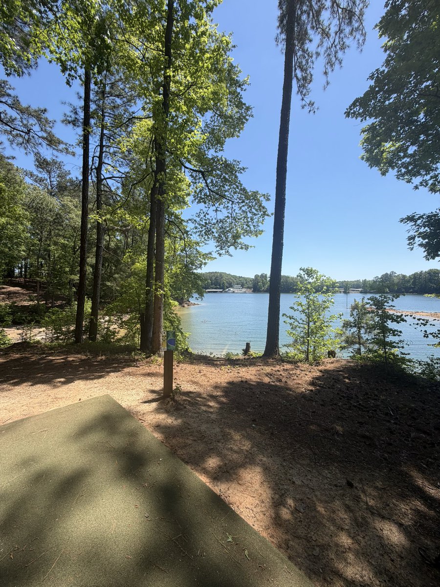 LDrewit's tweet photo. TFW you get to your fav hole and are still even! #discgolf #teamhyzercreep #hyzercreepdiscgolf #hyzercreepcult #Gatewood #letsdrewthis https://t.co/mCURCBncME