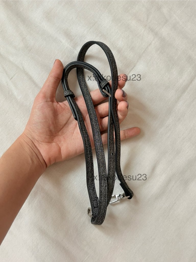 Aikodesu23's tweet photo. ส่งต่อ PEROTA CUTIE BAG สีดำ
600 รวมส่ง (จาก 1150)
⭐️สภาพ99% ใช้ไปแค่ 1 ครั้ง
#ส่งต่อperota #perota #ส่งต่อกระเป๋า #ส่งต่อกระเป๋าสตางค์ #กระเป๋ามือสอง https://t.co/UC8OTAYw3W