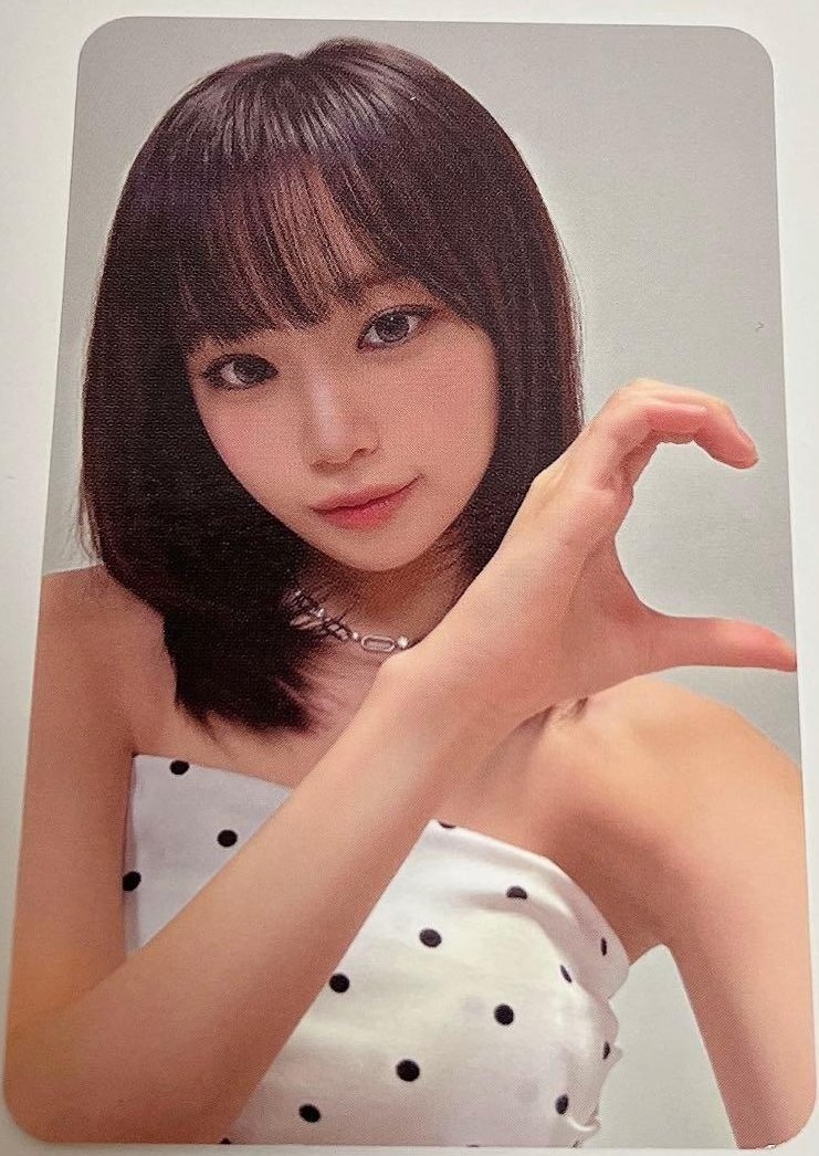 chaewon archive tweet media