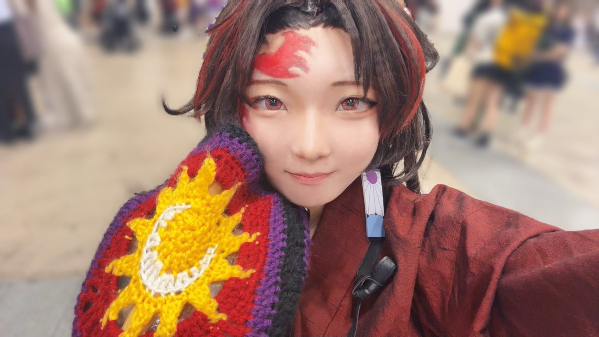 monjayaki0141's tweet photo. ⚠︎cos/コスプレ

ｽﾊﾟｺﾐお疲れ様でした✨
スペースに来てくれた方々ありがとうございました‼️終始焦ってましたが楽しかったです！！ひたすら☀️🌙語ってた思い出
売り子のお酒。さん🌙とツーショ💕 https://t.co/prLgRa17J7