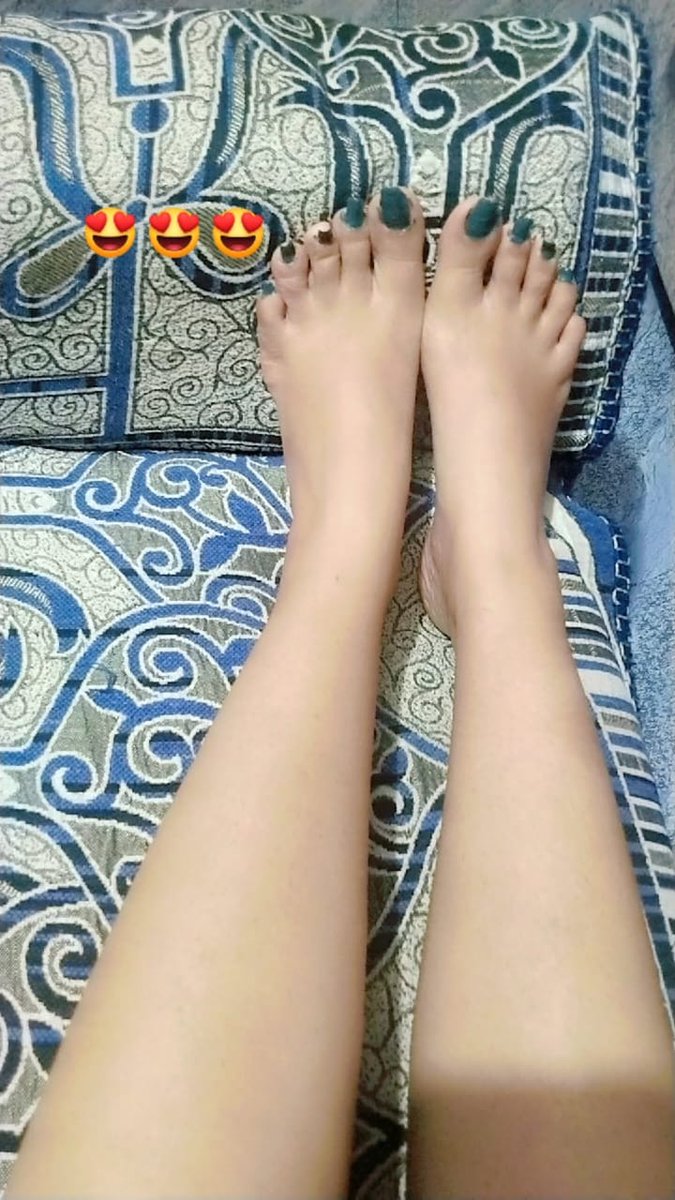 AnushkaMistress's tweet photo. Hello puppies this is my new I'd 
Follow me support me losser
Real and online Session are available 
Hand to hand payment 
#feetfetısh #feetworshi̇p #viralvídeo #trending #trend https://t.co/n0pFvlbbDy