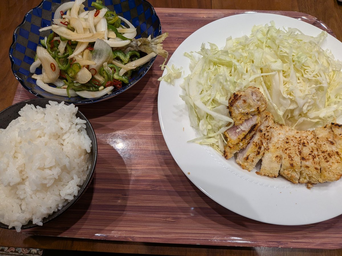 トンカツにアジの南蛮漬け！