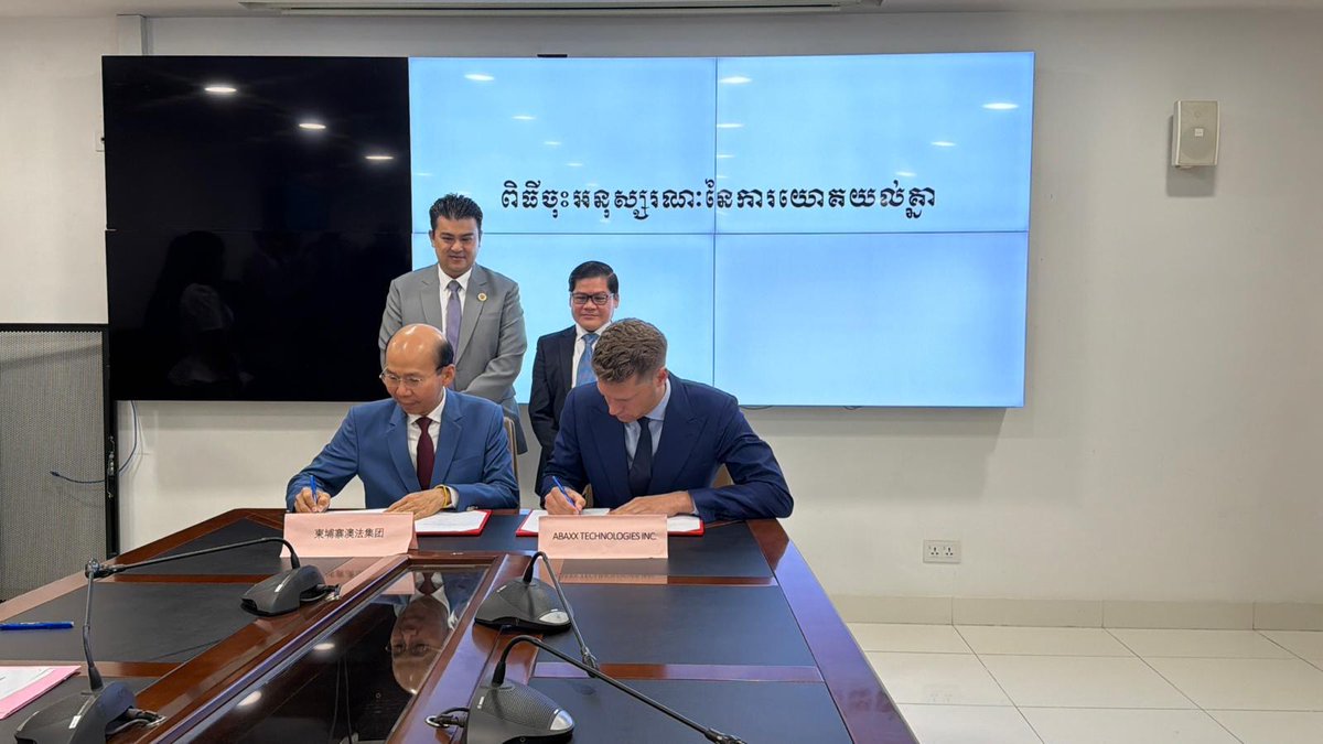 abaxx_tech's tweet photo. Abaxx Signs MoU to Support Development of Cambodian National Futures Exchange

The agreement establishes a framework for cooperation on market infrastructure development, including the use of Abaxx’s MarketOS™ technology.

Read Release
https://t.co/k0CRSJnE7k https://t.co/m8SdsXdTGs