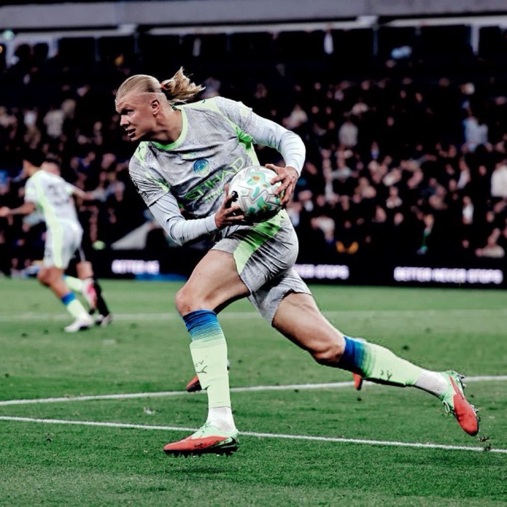 MC_frnk's tweet photo. Bro 85th min 3-2 down and Haaland still believed we could win the game https://t.co/NIVkHTxCTm