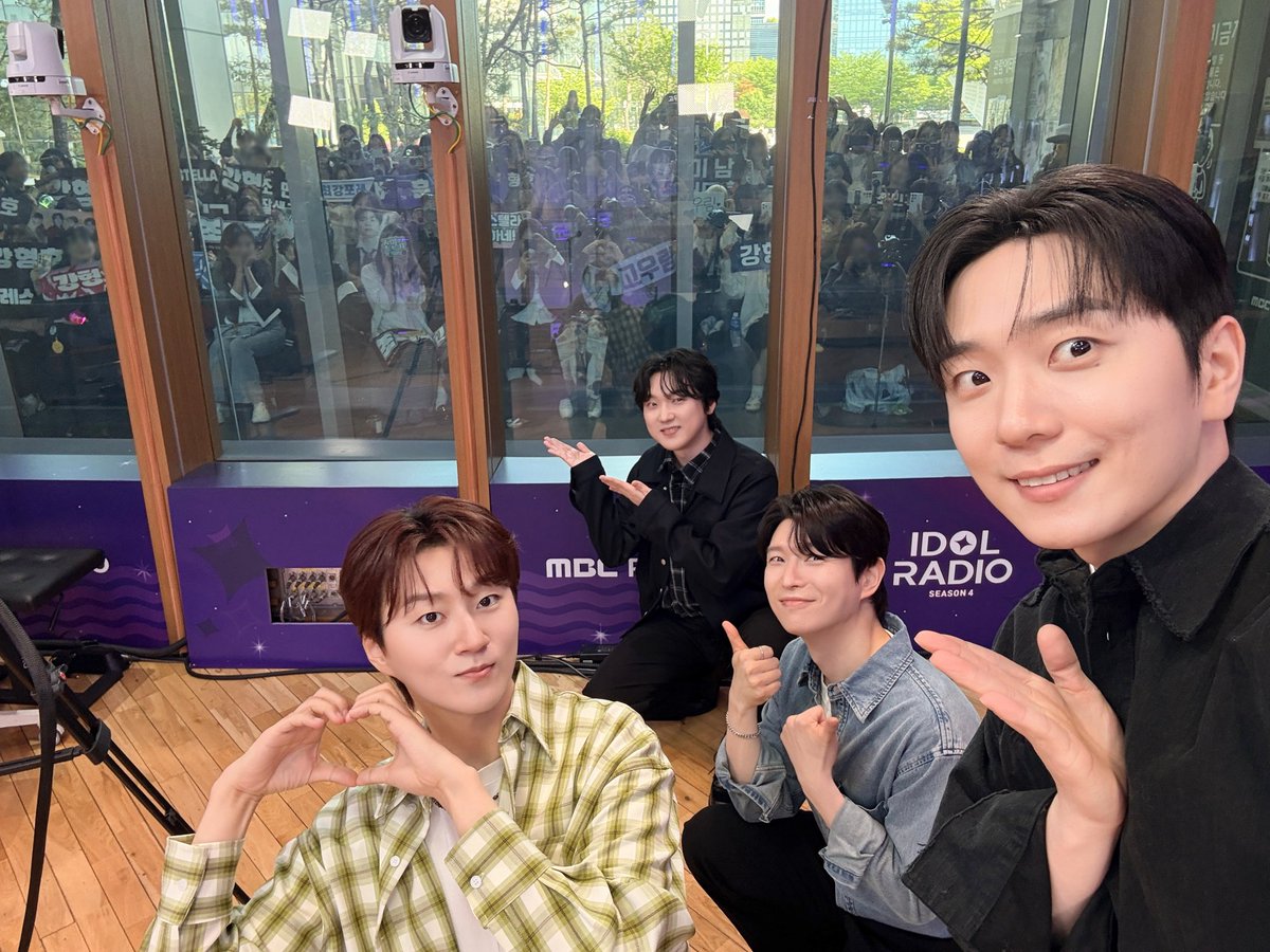 official_fore's tweet photo. [📸]

260506 MBC FM4U 배철수의 음악캠프 종료!

눈호강, 귀호강 다 했던 음악캠프!
포레+숲별 아랑해🫶

#포레스텔라 #Forestella 
#THELEGACY #Armageddon https://t.co/w5dDSSk8Ht