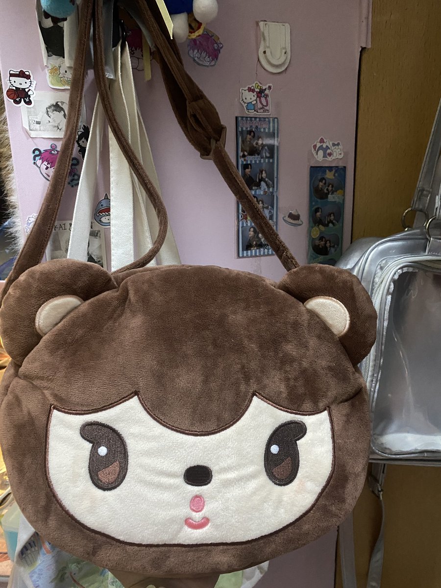 gom_mimi_KAI's tweet photo. my kids and bag✨
#KAI #카이 #EXO #ninibear #kaiin(The human-shaped doll in the picture) https://t.co/eHcEa0NZ3W