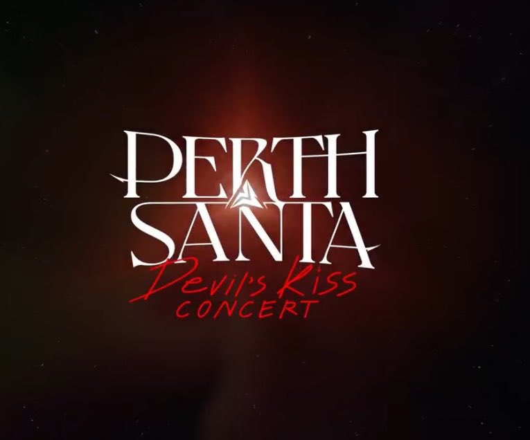 yume__99_'s tweet image. Devil’s kiss… so will they kiss each other during the concert?? 
Or hint at something? 

#PerthSantaConcert