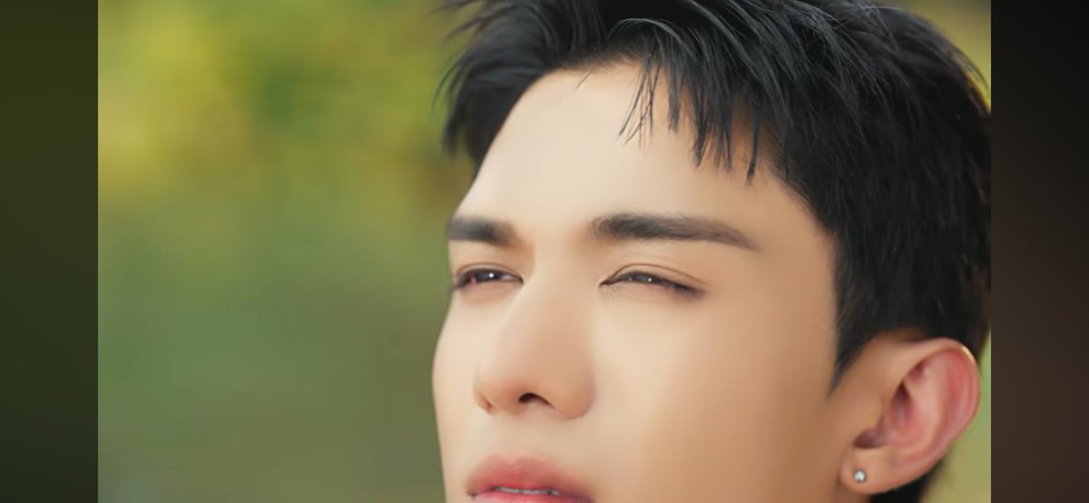 Absolute cinema
even in his dreams, p'phop's mind is filled with the images of nakhun
🥹🥹😌❤️

WITHIN OST LUAT
#คำคะนึงByNet

#ภพเธอTheSeries
#LoveUponATimeSeries