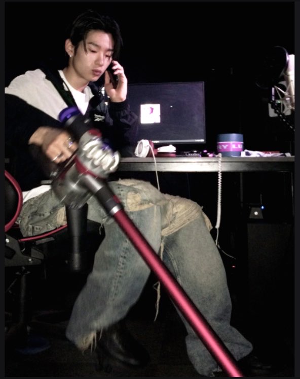 영군 tweet media
