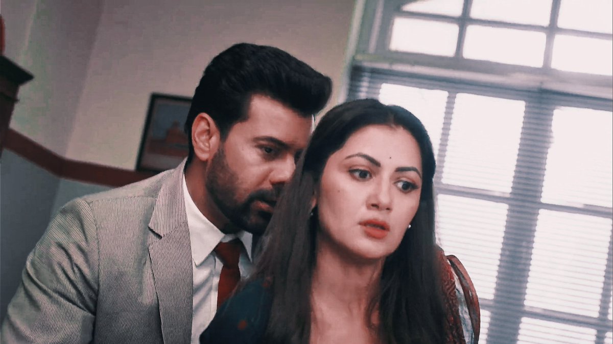 itisrimathi's tweet photo. Atm, they're just too close to be termed as strangers 😭♥️😭

#TDSM #TumDenaSaathMera #TiSha #Aprakshi #ShabirAhluwalia #SritiJha https://t.co/QN2t3XMA06