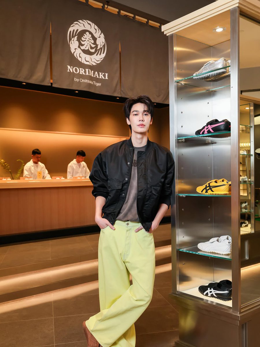Dewjsu_club's tweet photo. IG @dew_jsu update

หล่อเท่สุดๆ นี่แหละๆๆ

📍 https://t.co/Uas7a1mM7F

#OnitsukaTiger
#NorimakibyOnitsukaTiger
#OnitsukaTigerCentralPark
#dew_jsu https://t.co/qBeXNv7LGr