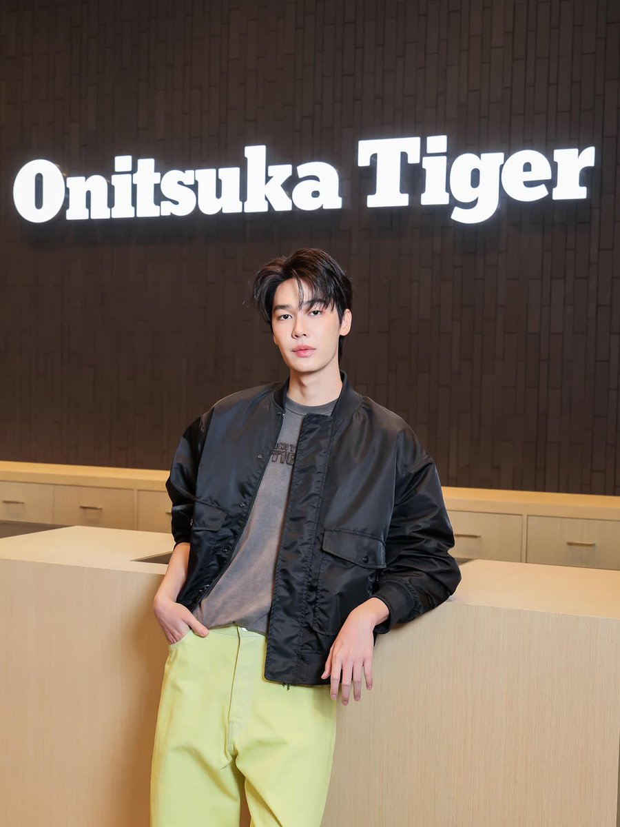 Dewjsu_club's tweet photo. IG @dew_jsu update

หล่อเท่สุดๆ นี่แหละๆๆ

📍 https://t.co/Uas7a1mM7F

#OnitsukaTiger
#NorimakibyOnitsukaTiger
#OnitsukaTigerCentralPark
#dew_jsu https://t.co/qBeXNv7LGr