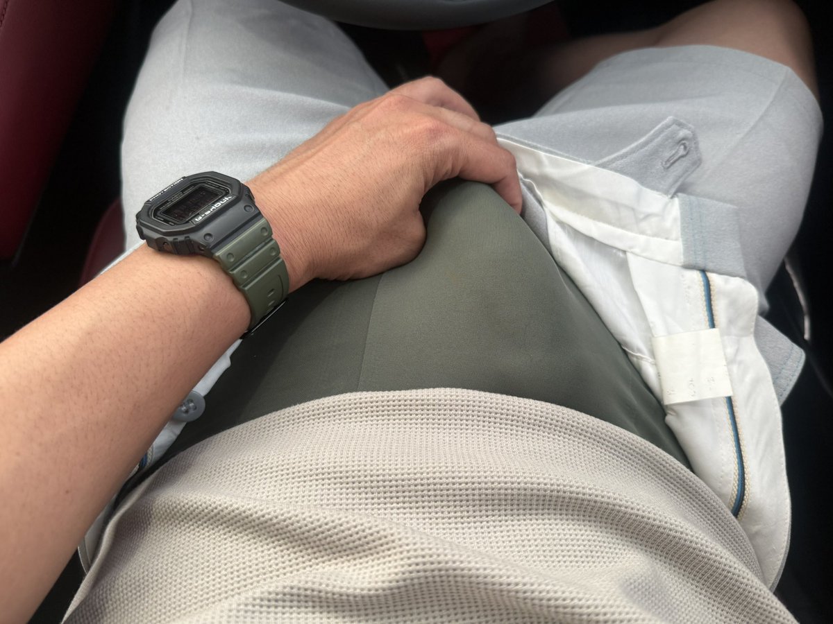 clubtiger0482's tweet photo. กางเกงในตัวนี้ ผ้าดีมียี่ห้อ สีเขียวขี้ม้า📌
ประมูลกันมาเลยครับ 
ผมอยากรู้ว่าจะขายได้กี่บาท https://t.co/YbMJV6fcQX
