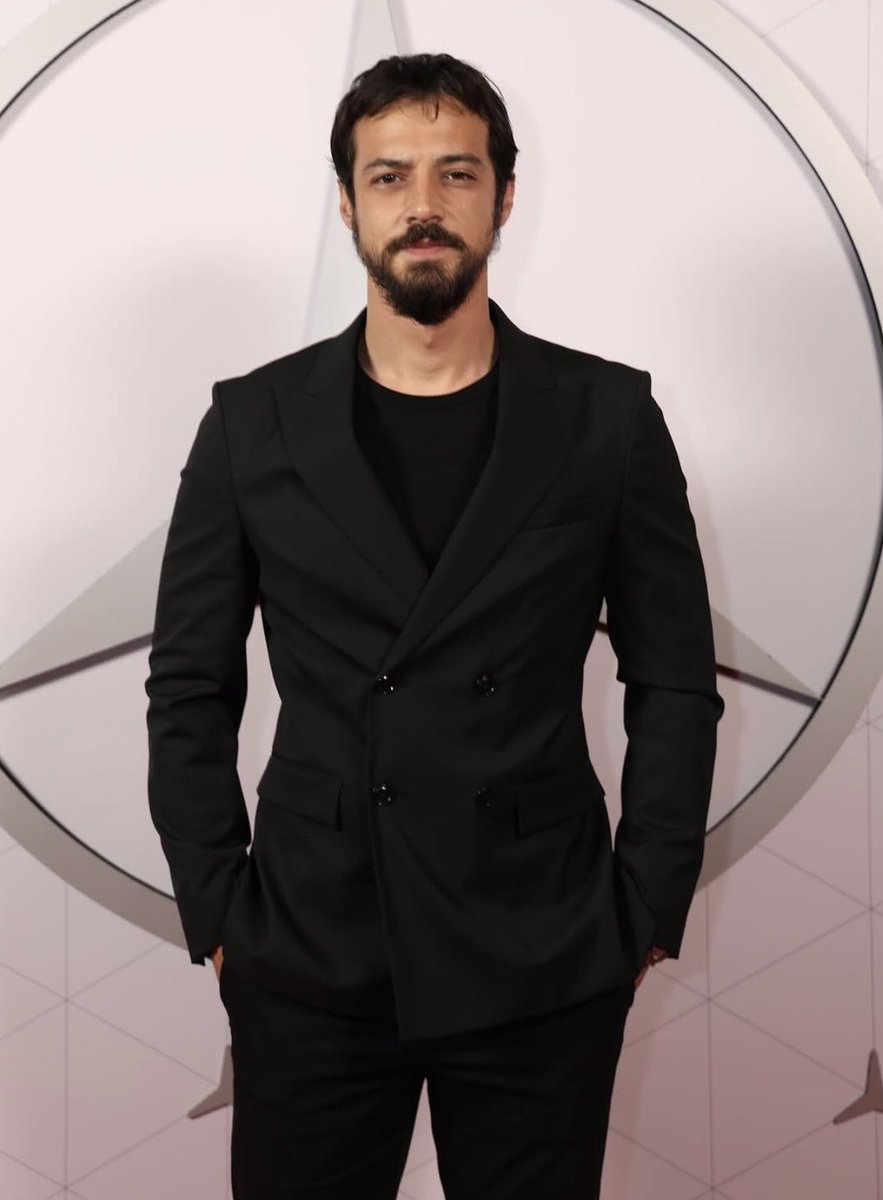 Mert Yazıcıoğlu Pinterest tweet media