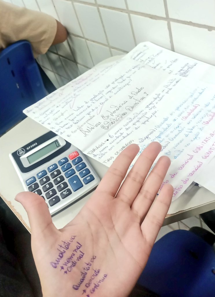 Uma calculadora e um sonho kkkkkk