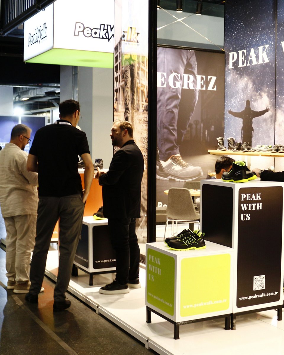 akyuzfootwear's tweet photo. İlk gün, sahadayız.
B5 – B104 standımızda gücümüzü ve kalitemizi yerinde gösteriyoruz.

Alışılmış olanı değil, daha iyisini üretmenin heyecanıyla buradayız.
Zorlu koşullar için tasarladığımız ürünlerimizi yakından görmek ve farkı hissetmek için sizi bekliyoruz.

#toshexpo https://t.co/TlGg5B9aIf