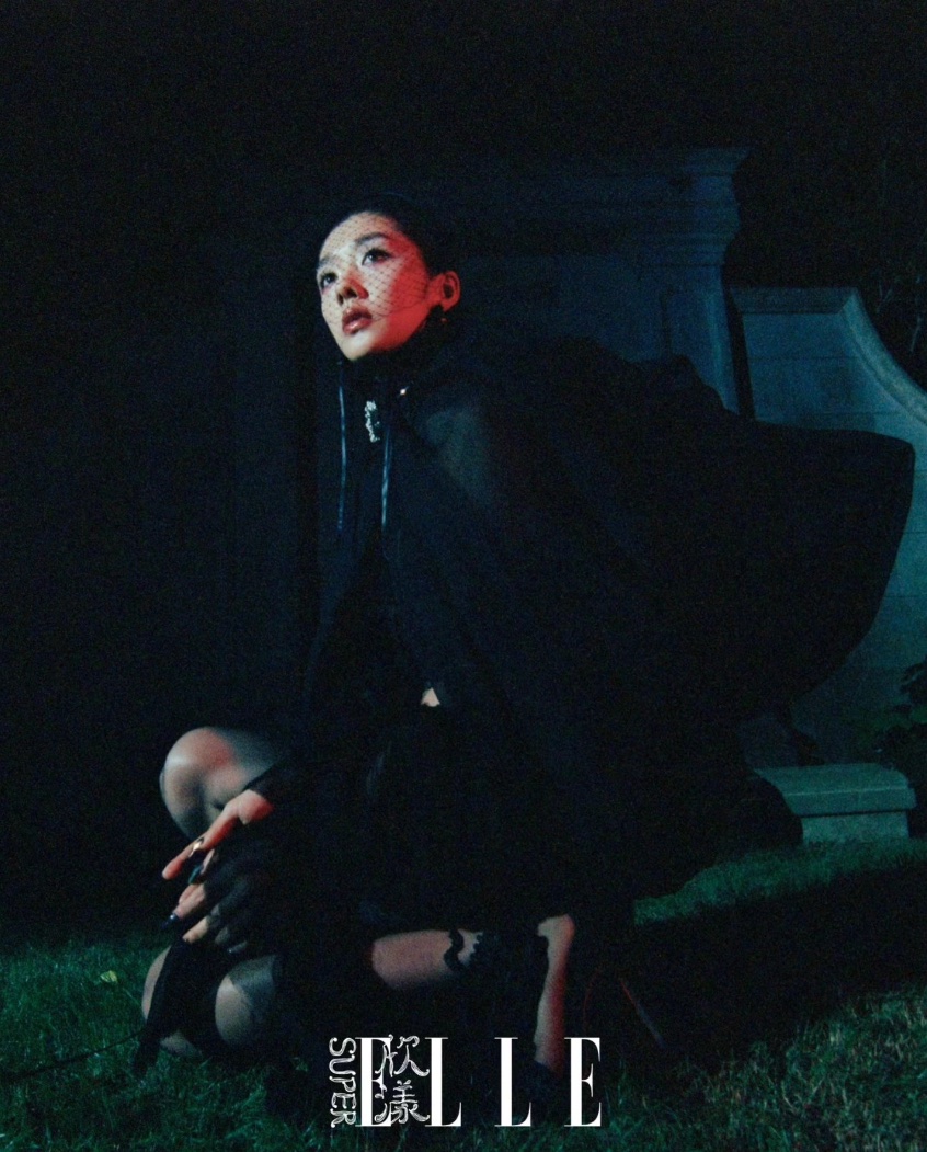LeynelleStyles's tweet photo. Wang Yinglu for Elle. Dark themed anything really fits her. ❤️‍🔥

#WangYinglu #王影璐  #หวังอิ่งลู่ https://t.co/lkA9ykXB0R