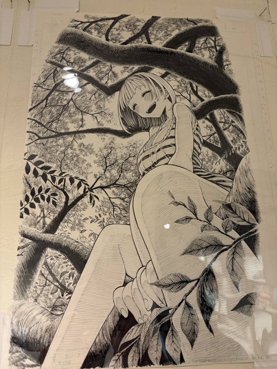 昼寝先生の原画展すごい。アナログモノクロトーンレスの変態的コントラスト。こういうの好きな人は見るべし。ゴリゴリR18です。 