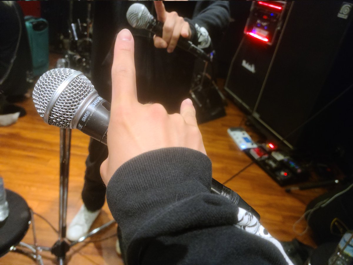 vocal__ai's tweet photo. スタジオ楽しかった！

悪い癖はいらない
自分らしく https://t.co/S3kC89vvRr