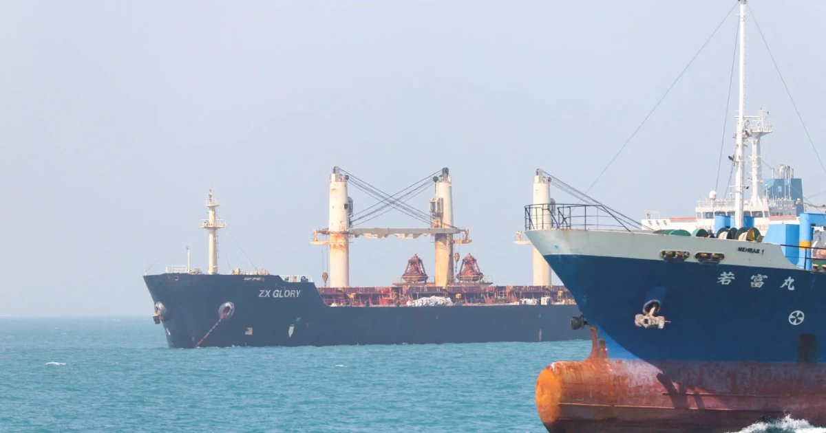 ever_list's tweet photo. Trump has paused the Hormuz operation as Iran and the US edge closer to a historic final deal. Get the latest updates on this major diplomatic breakthrough.
Breaking News:https://t.co/kzMOcuD5cZ
#Trump #IranDeal #Hormuz #BreakingNews #USIran #PeaceTalks #Geopolitics #MiddleEast https://t.co/5IsE9aLlHv