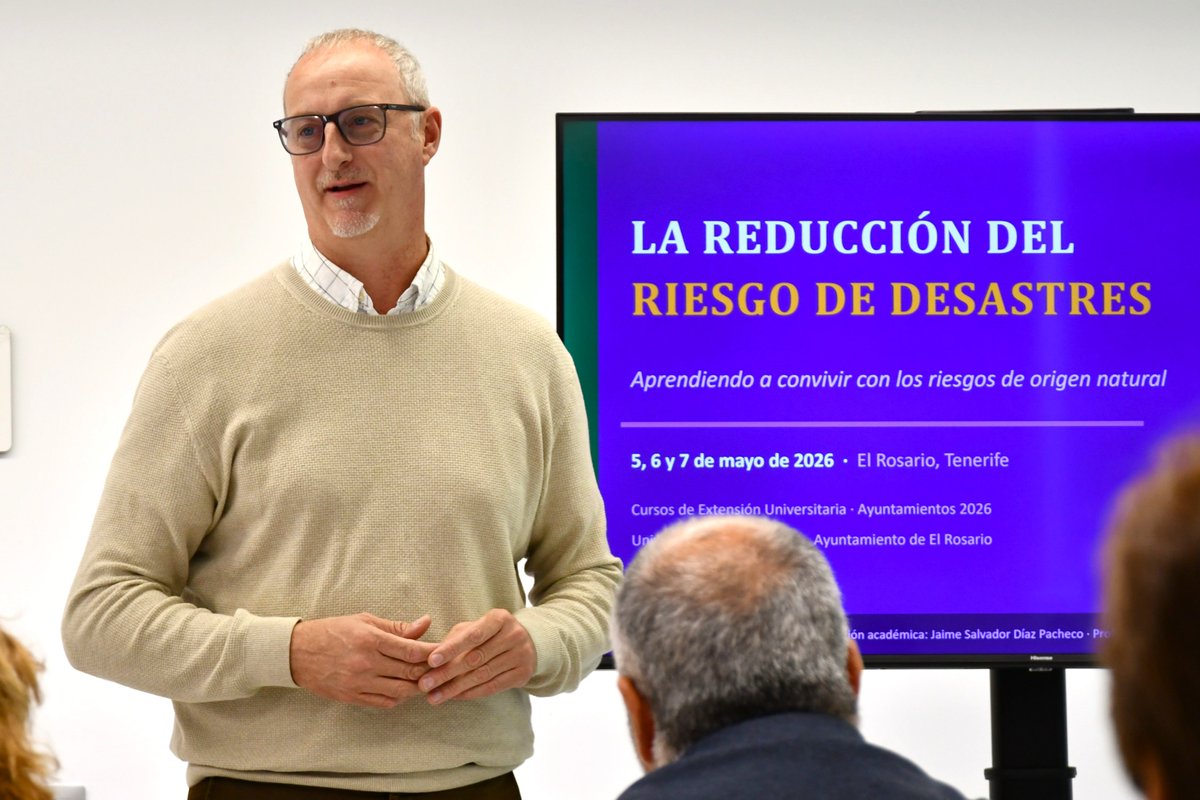 aytoelrosario's tweet photo. 🗣️ #ElRosario acoge el curso de extensión universitaria de la @ULL sobre reducción del riesgo de desastres, con gran éxito de asistencia. https://t.co/x3IeTr7eyo