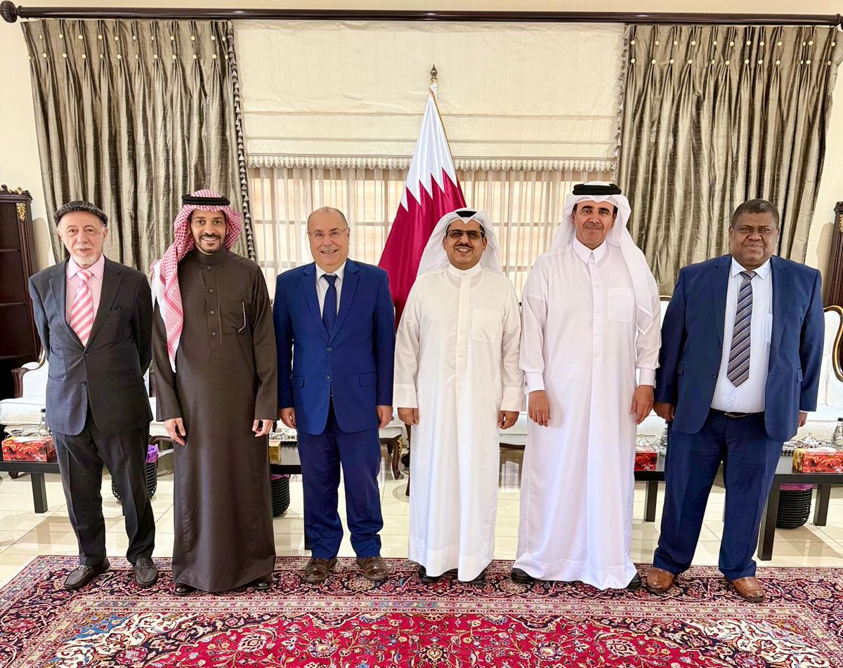 kwEmbassySA's tweet photo. أقام سعادة سفير دولة قطر لدى جمهورية جنوب أفريقيا السفير مبارك بن ناصر آل خليفة، في مقر إقامته ، مأدبة وداع على شرف سعادة سفير دولة الكويت لدى جمهورية جنوب أفريقيا، السفير سالم راشد الشبلي، وذلك بحضور عدد من أصحاب السعادة السفراء العرب. https://t.co/ZGVRjb0Spj