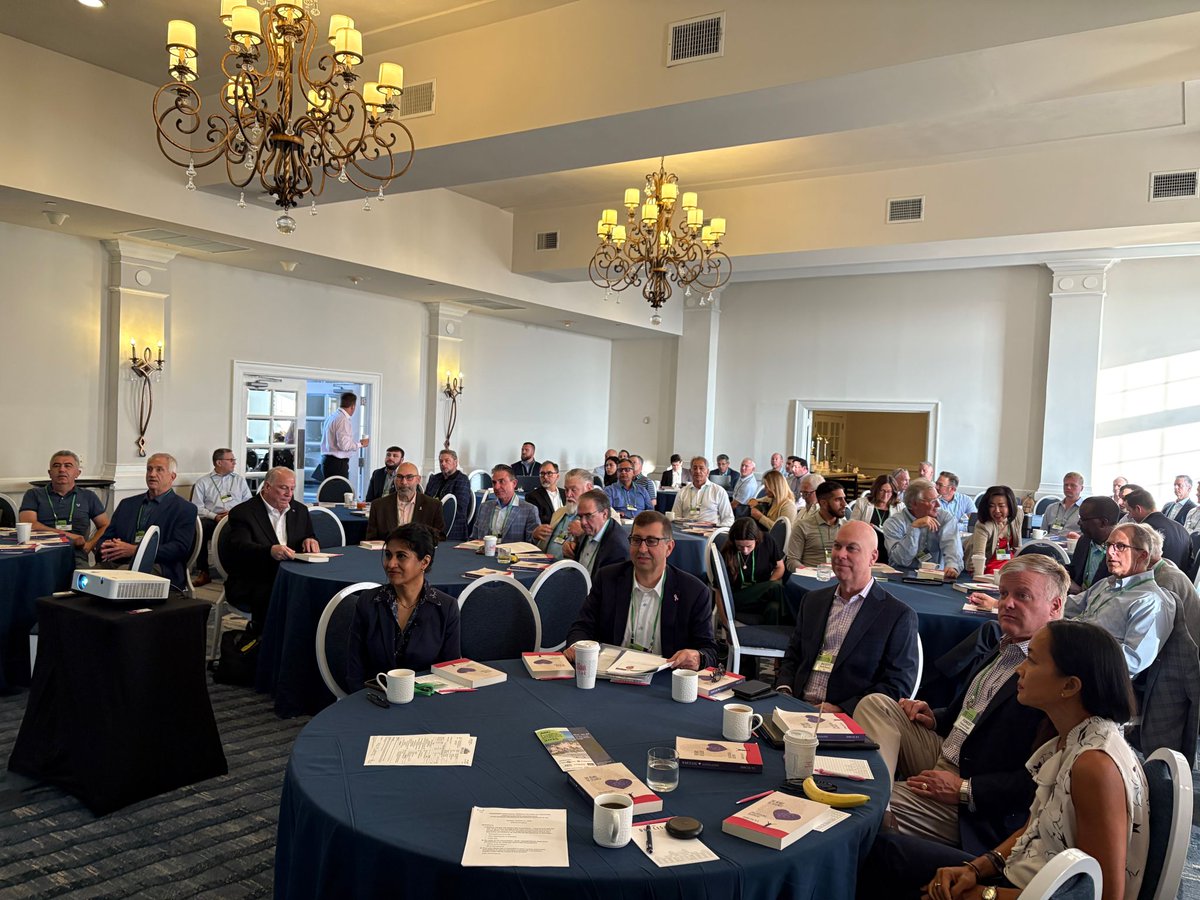 ASCouncil's tweet photo. Top minds gather in June for high-level insight at ASC’s Executive #Leadership Conference, bringing together thought leaders and experts from inside and outside the #adhesive and #sealant industry for focused talks on the issues shaping business today: https://t.co/CrzjtcFXbF https://t.co/k2ISP8TpH8