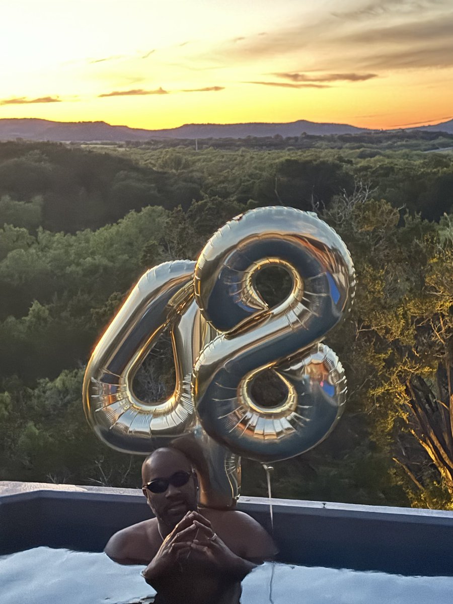 JohnTurntine's tweet photo. Happy #48Birthday to me .!!! GOD IS REAL.!!!! #Teamturntine #SoThankful #TINE https://t.co/BsdwgswiPt