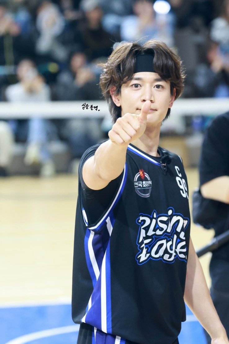 260506 민호 열혈농구단 프리뷰 (2)

👋🏻👍🏻.

#민호 #샤이니 #MINHO #SHINee #ミン