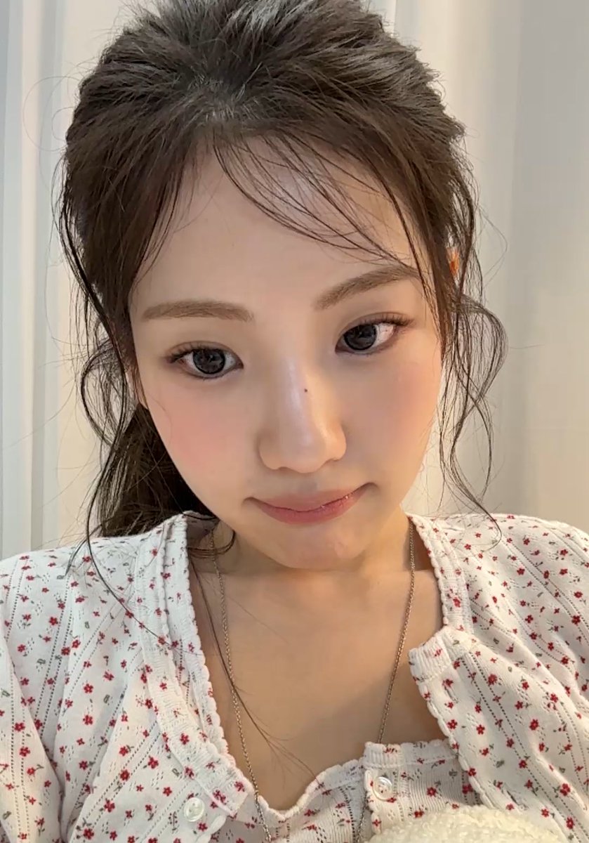 다나 tweet media
