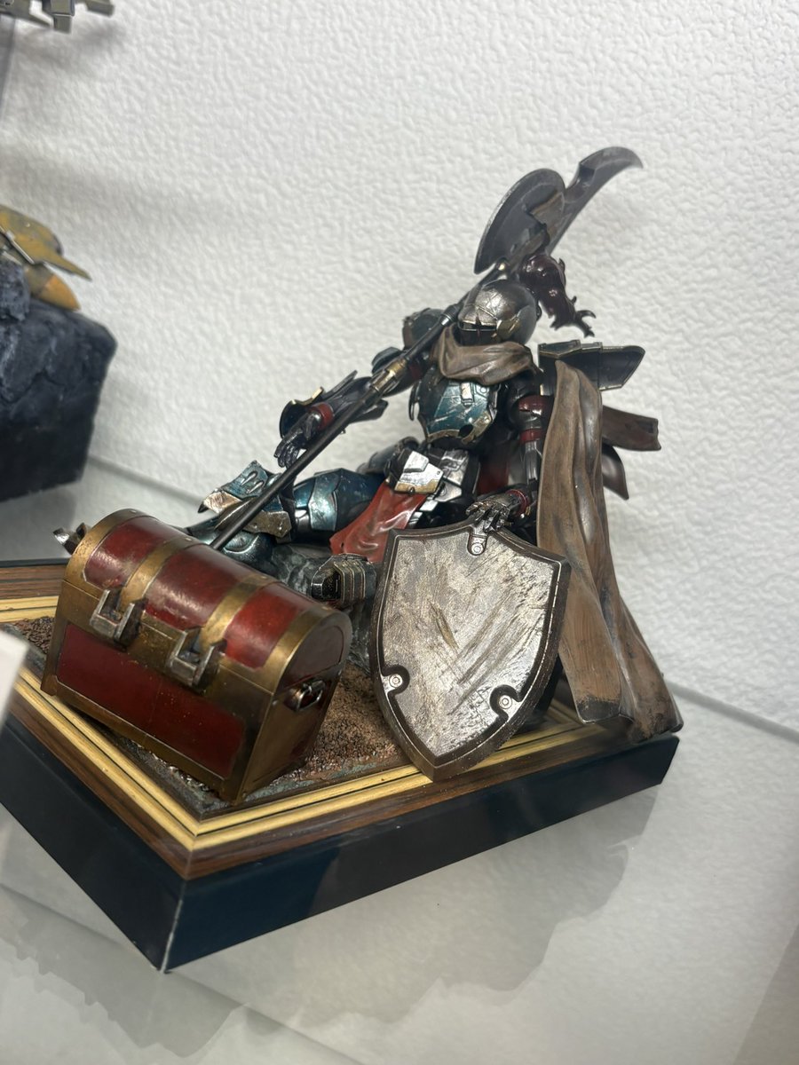 0180IJAY's tweet photo. ホビロコンで個人的にお気に入りになった作品。
グラン•ガランもはや立体的なポスターみたいで最高すぎた。
これぞグフなグフもカッコいい https://t.co/dZcHzmK9C2