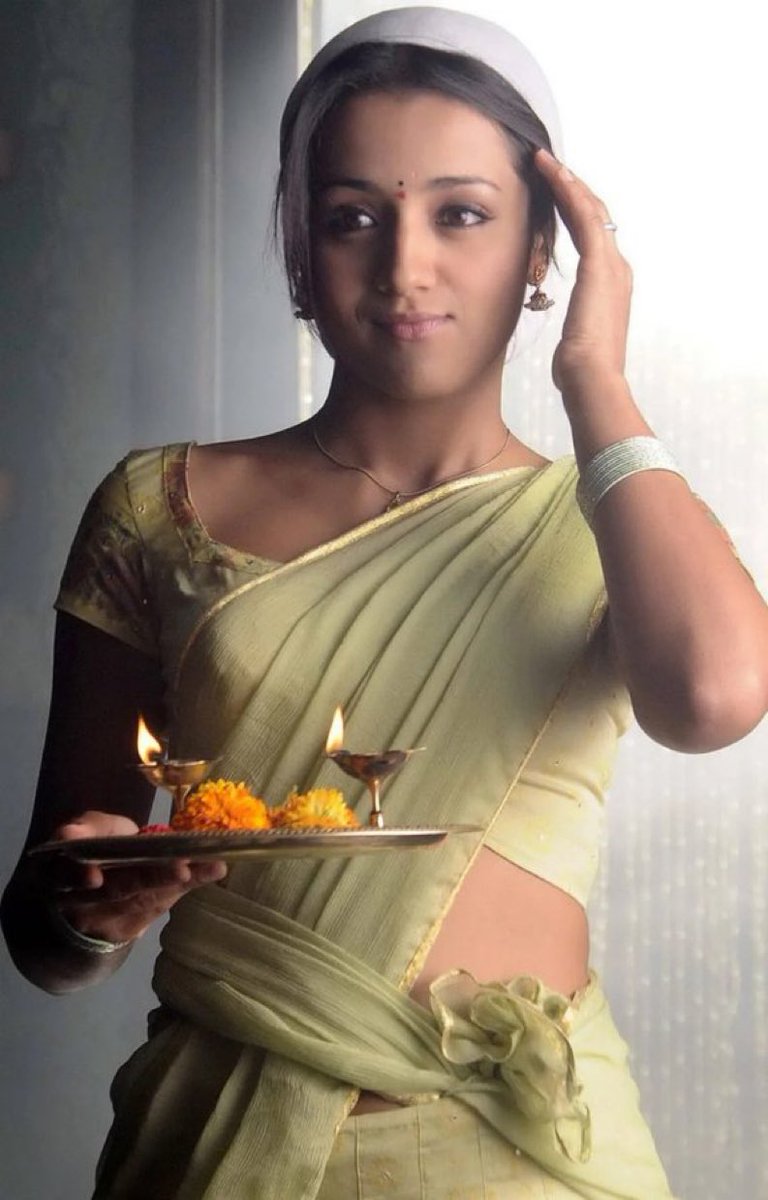 Kalyn2424's tweet photo. Mama:Yenti kodalamma,udayane ee avataram
Kodalu:Lanjakodaka marchipoyyava eeroju na pelliroju
Mama:Ohh,andukena ratri ne thali na moddaki katti cheekav
Kodalu:Yem cheyyamantav mari ne koduku kanna,nuvvu ne musali frnds aa nannu yekkuva dengaru
Mama:Aythe gangbang ki ready avvu https://t.co/S2RscYTKYC