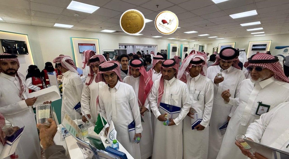 ثانوية مدارس الجامعة ( بنين ) tweet media