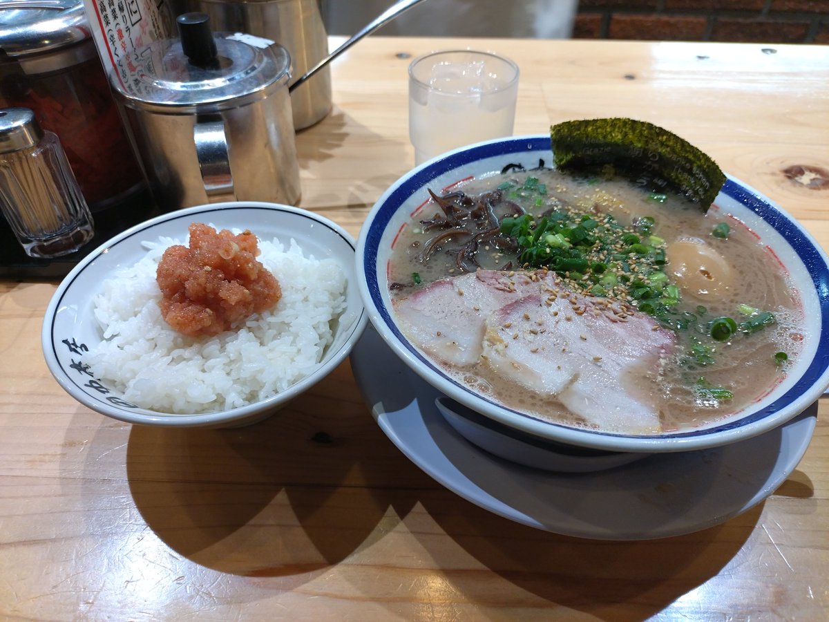 よっち tweet media