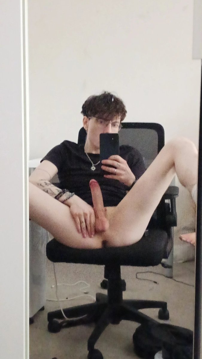 Welsh twink tweet media