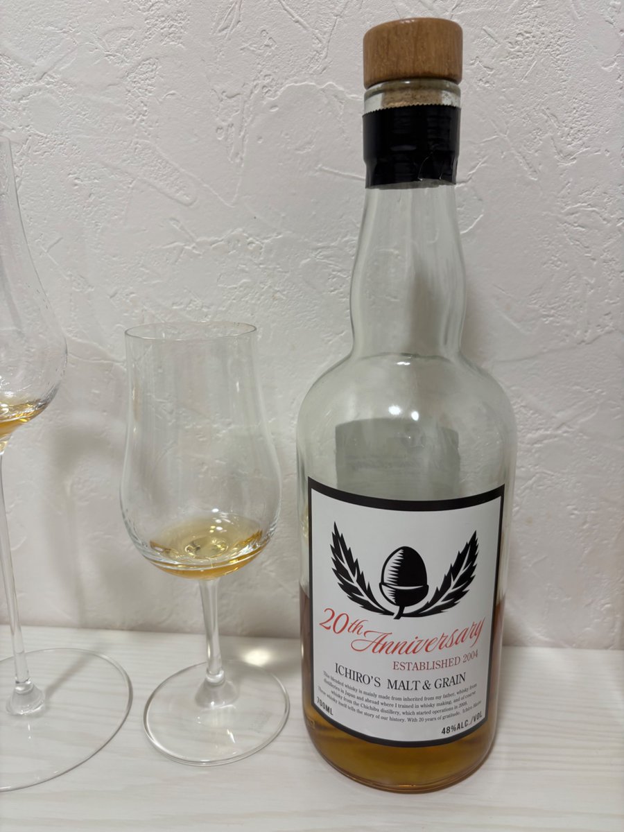 molikawa0's tweet photo. Ichiro’s Malt&amp;Grain 20th Anniversary Edition

1番好きなグラスである、ツヴィーゼル ノージンググラスで。

香りが拾いやすく、甘味も増す印象。
お買い求めやすい金額のグラスなので、ストレートで飲む方には1番におすすめしたいグラス。

これが2、3脚あれば、困らないんじゃ無いかなと本当に思う https://t.co/a7GAclQO6k