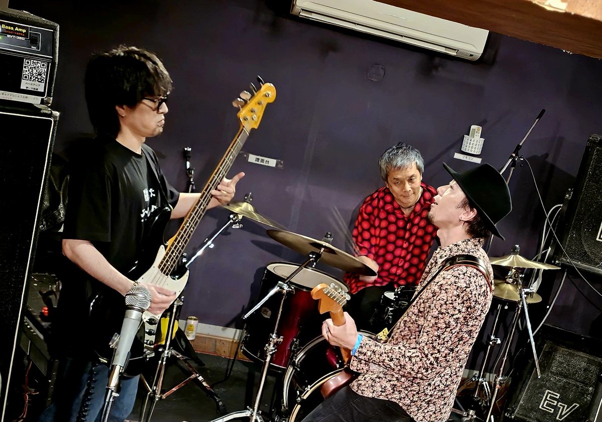 love_lletter's tweet photo. 2026/5/5(火祝)
「箱庭Day6」
#hakoniwa
#喉企画
GIGS YOKOHAMA TSURUMI &amp;Green Room studio 

お越しいただいたお客様、対バンの皆様、 GIGS関係者の皆様、喉ちゃんと運営スタッフの皆様、ありがとうございました！

もう名物モンスター企画になりつつあるね。
喉ちゃんお疲れさま。

photo thx！ https://t.co/p2bY7jo8pV