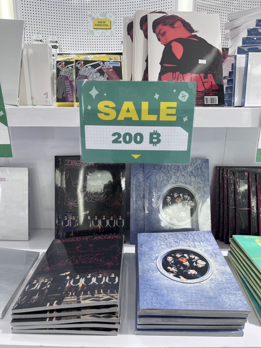 KPOPMERCH_TH tweet media