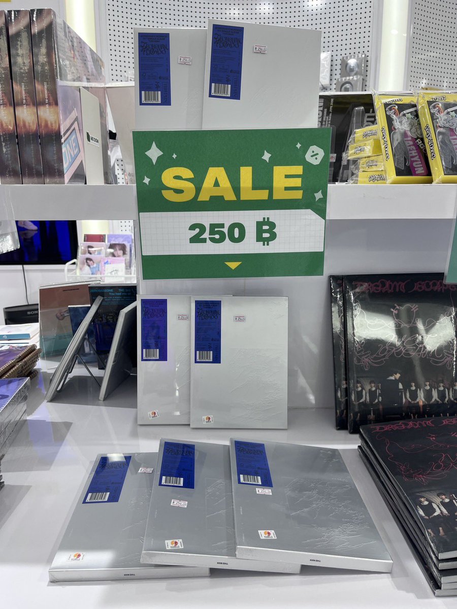 KPOPMERCH_TH tweet media