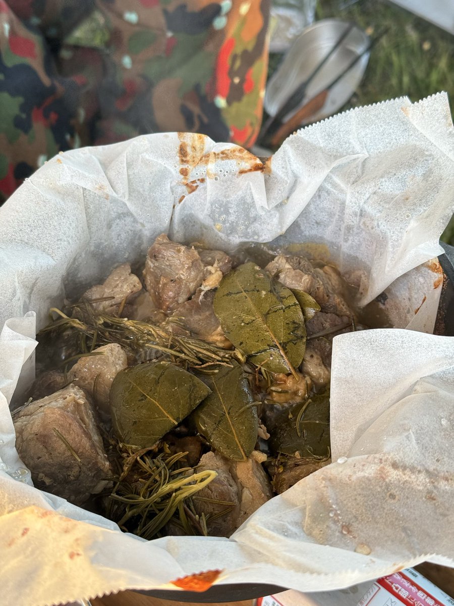 jackchin_camp's tweet photo. 久しぶりにデイキャンでグルキャンに参加🏕️
ちょっと肌寒くて夜も冷えた🥶
美味しい食事とお酒で良いGWの締めができました https://t.co/mQfFRB6r0n