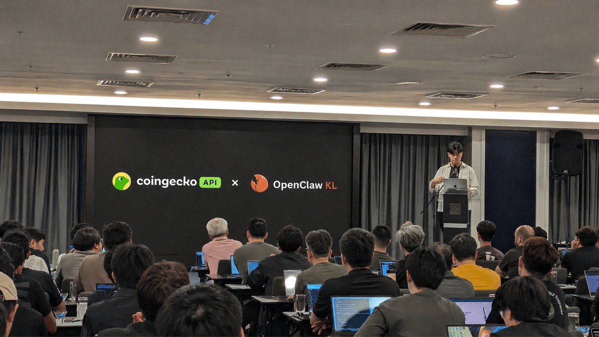 CoinGecko tweet media