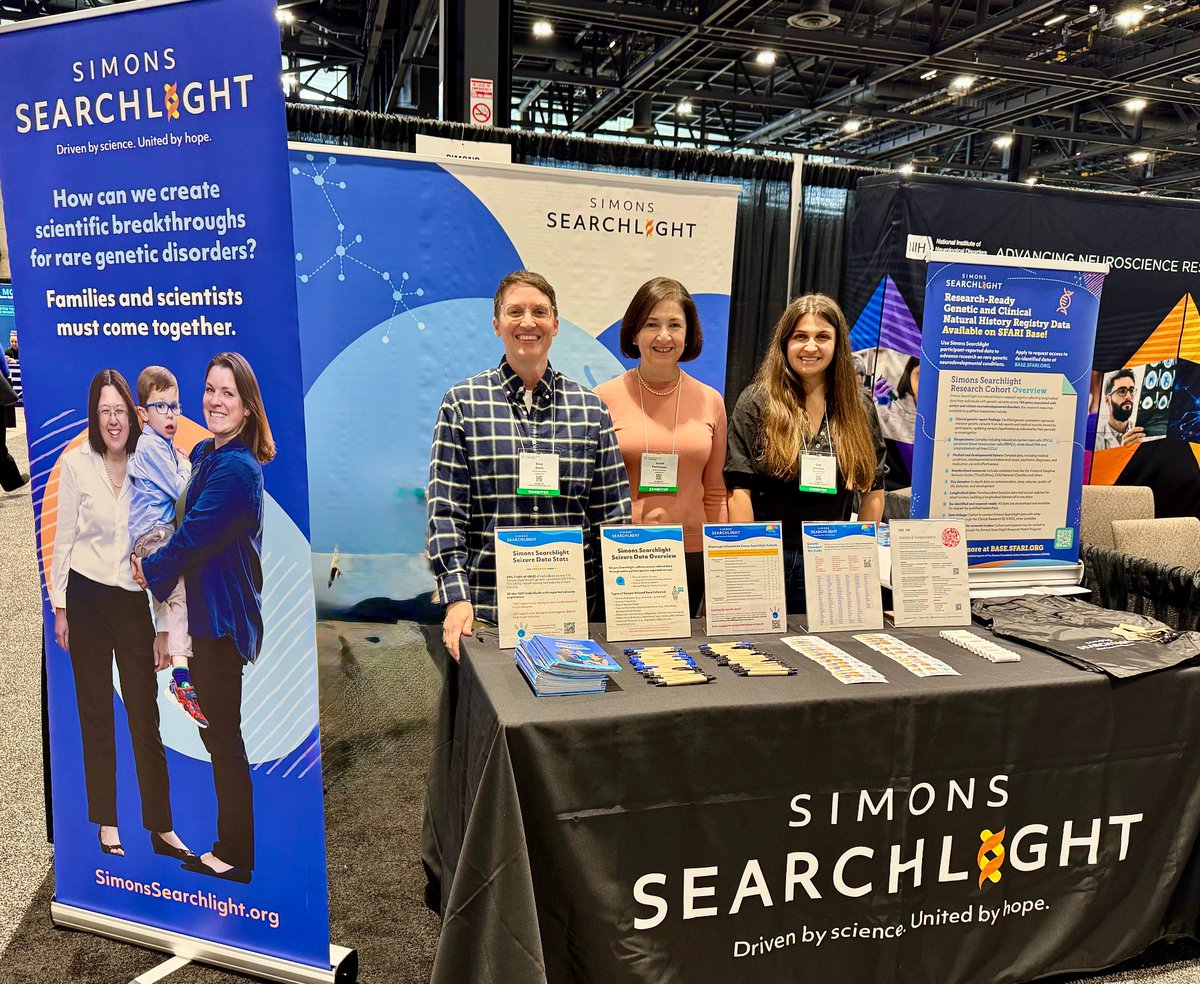 s_searchlight's tweet photo. Great few days at the American Academy of Neurology Annual Meeting 2026! 🧠

The Simons Searchlight team was proud to exhibit and connect with clinicians and researchers about advancing rare genetic research.

💙 Families: your participation drives discovery.

#AAN2026 #Neurology https://t.co/Uz0XuIyU58
