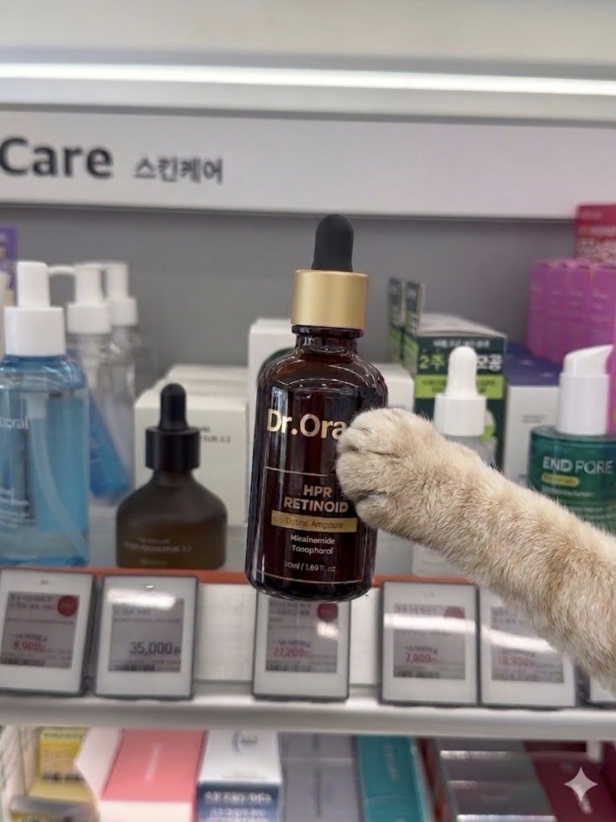 DrOracle_kr's tweet photo. 뷰티 마케터 특: 매장에 진열된 우리 제품보고 뿌듯해하면서 사진 오백장 찍음
저만 그런거 아니길

📍픽넘버쓰리 북촌점
📍올리브영 안국역점 https://t.co/HMN3yIJhlj
