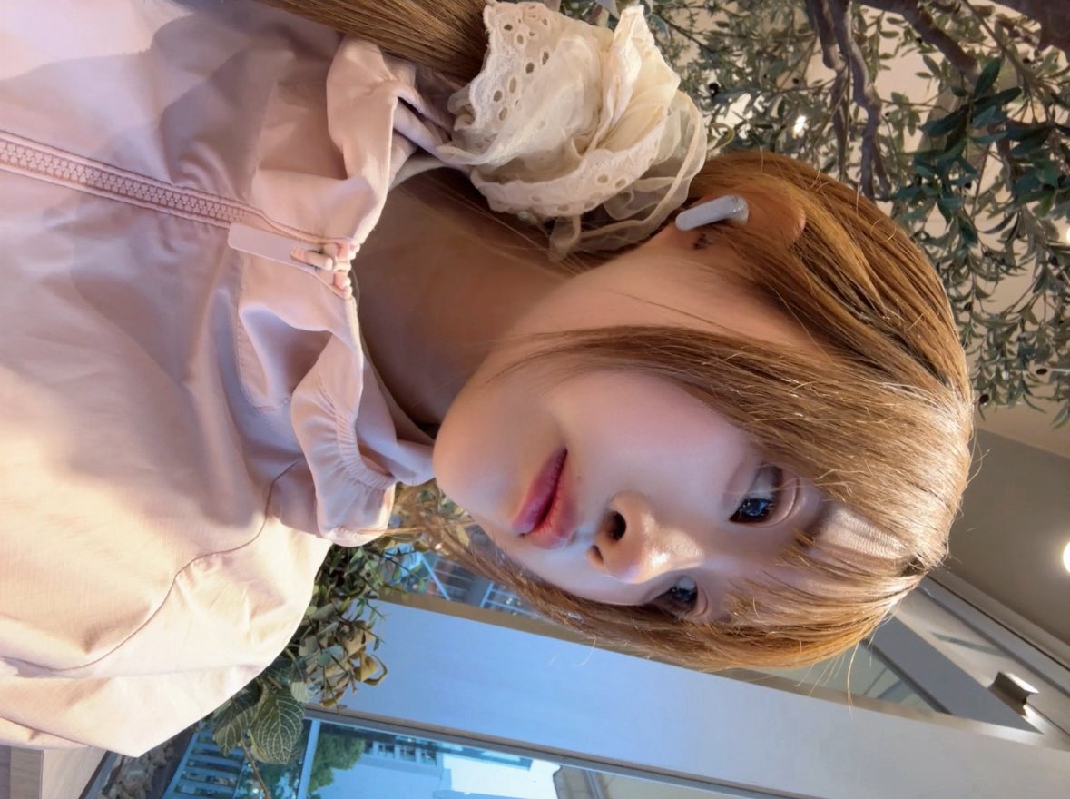こる tweet media